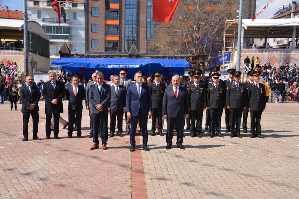 İlçemizde 23 Nisan Ulusal Egemenlik ve Dünya Çocuk  Bayramı Coşkuyla kutlandı.